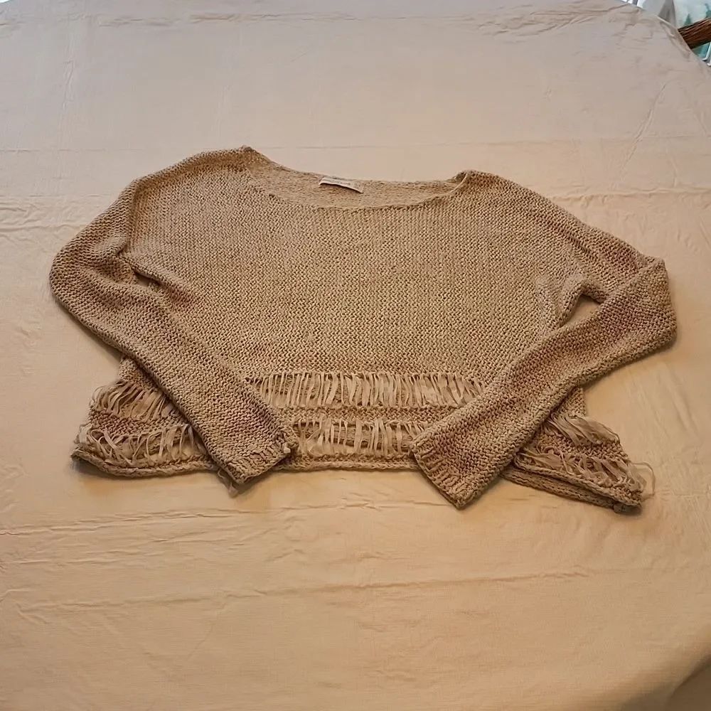 Abercrombie Fitch Fringed Knit Cropped Sweater - Beige